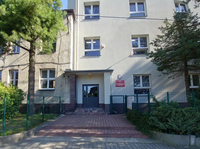 Zdjęcie miejsca V Liceum Ogólnokształcące im. Wł. Broniewskiego